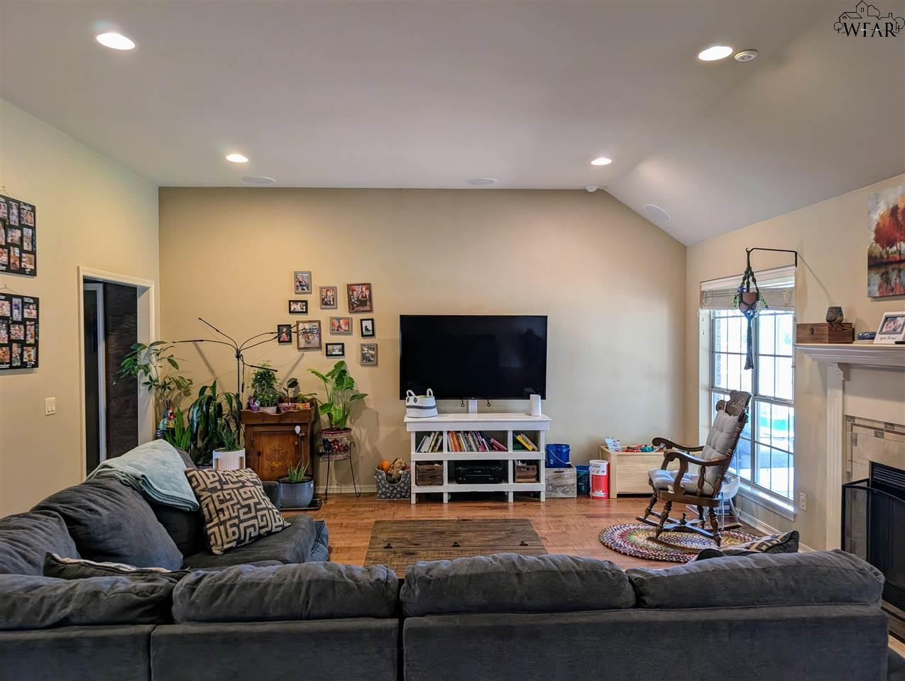 4801 Shenandoah Drive, Wichita Falls, Texas image 6