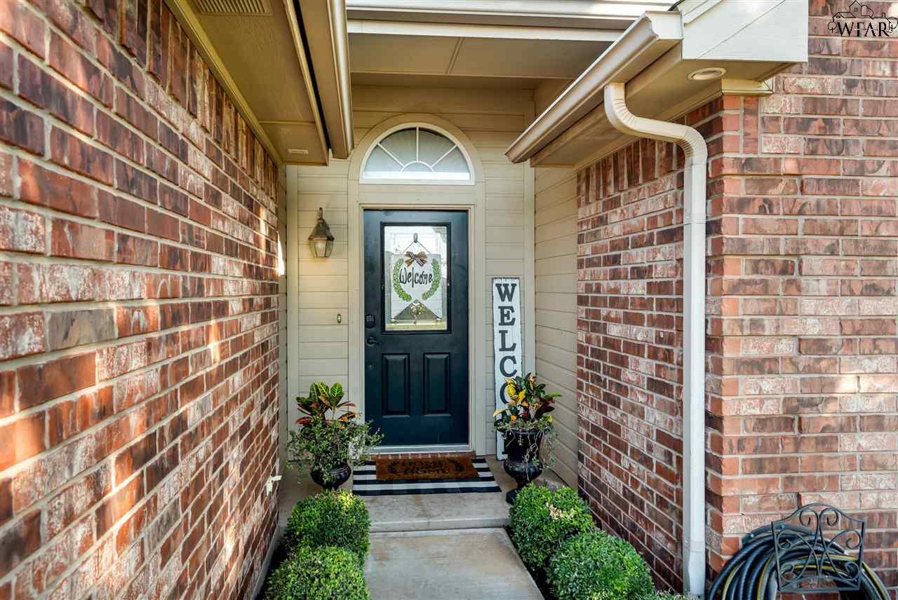 510 Callie Lane, Iowa Park, Texas image 2