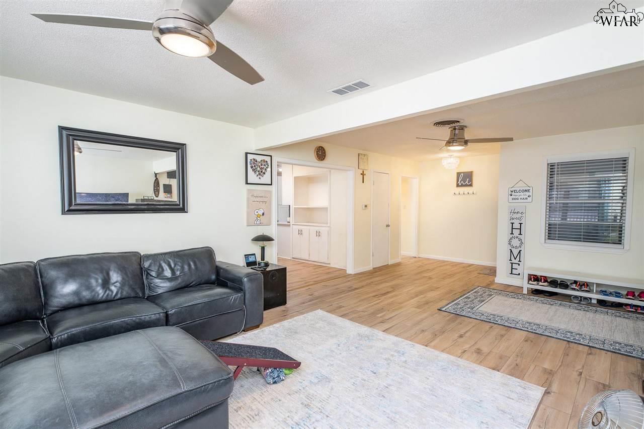 1528 Glendale Drive, Wichita Falls, Texas image 10