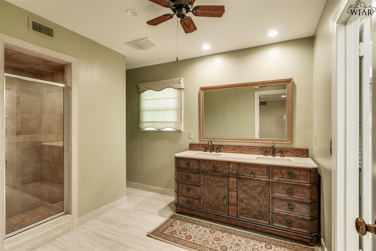 3710 Cedar Elm Lane, Wichita Falls, Texas image 17