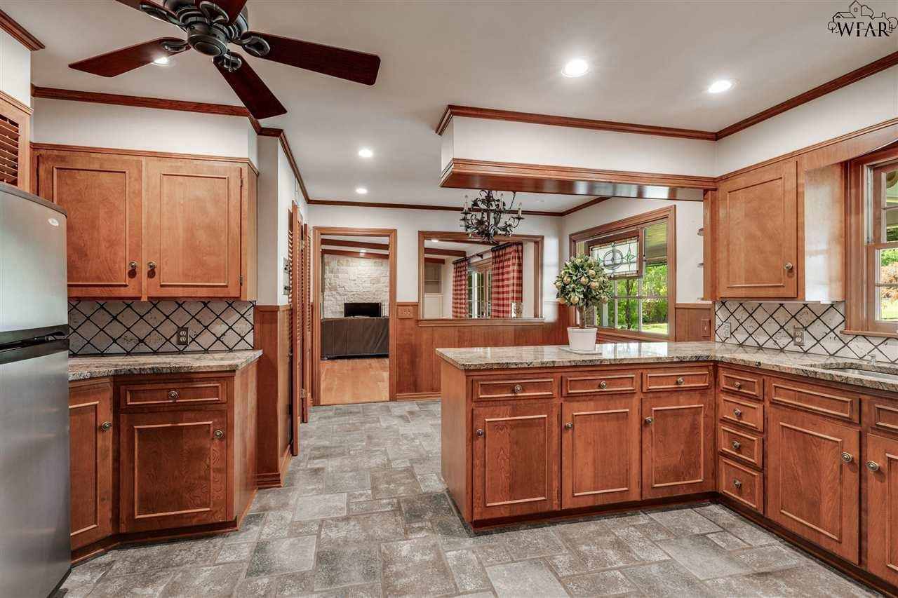 3710 Cedar Elm Lane, Wichita Falls, Texas image 11