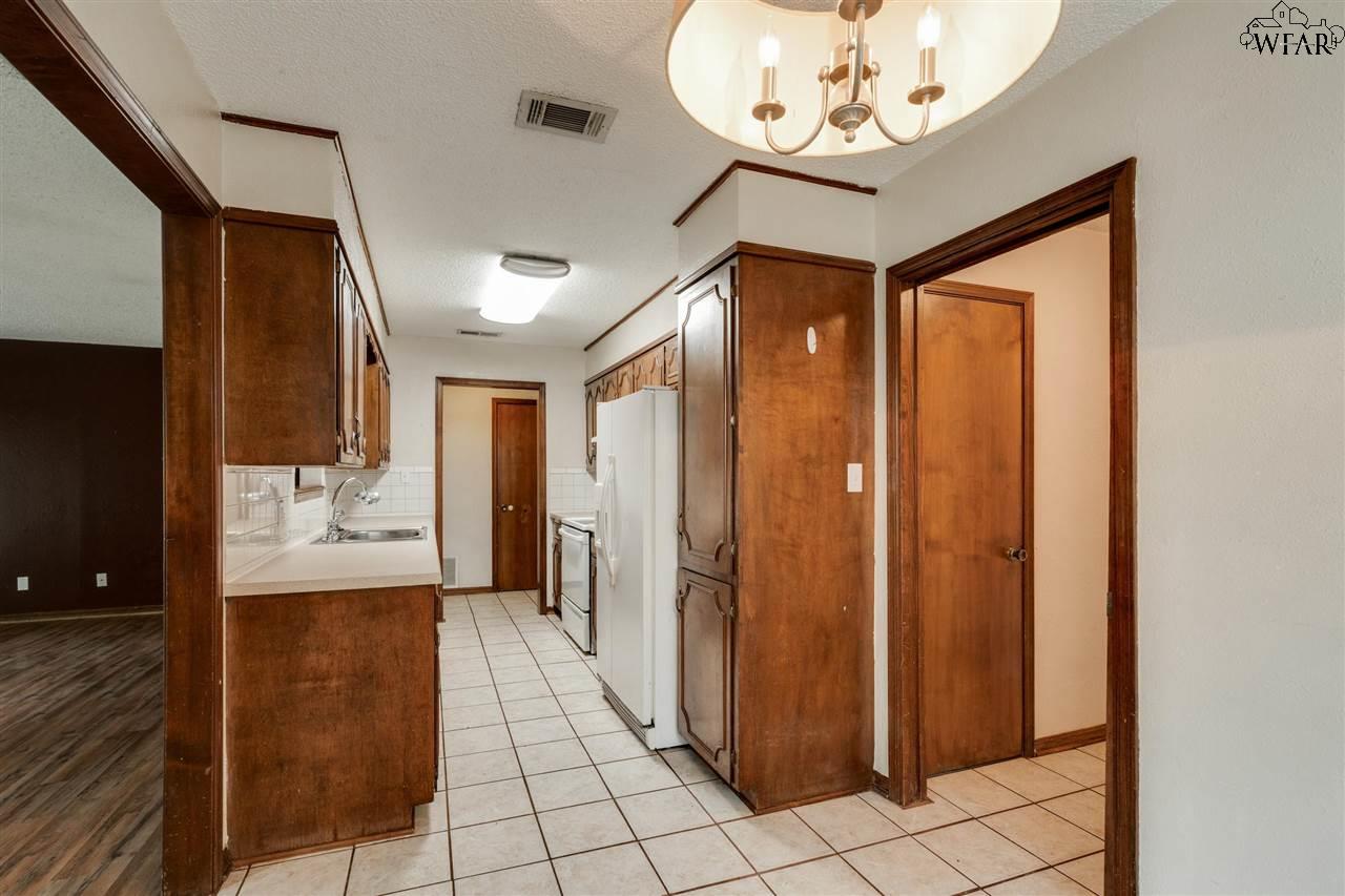 4725 Priscilla Lane, Wichita Falls, Texas image 9