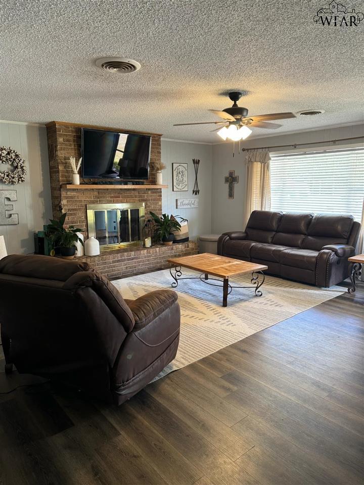 1207 N Lawn Street, Seymour, Texas image 28