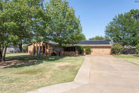 Homes For Sale - 1413 Red Fox Lane<br/> Wichita County, Burkburnett, TX 76354