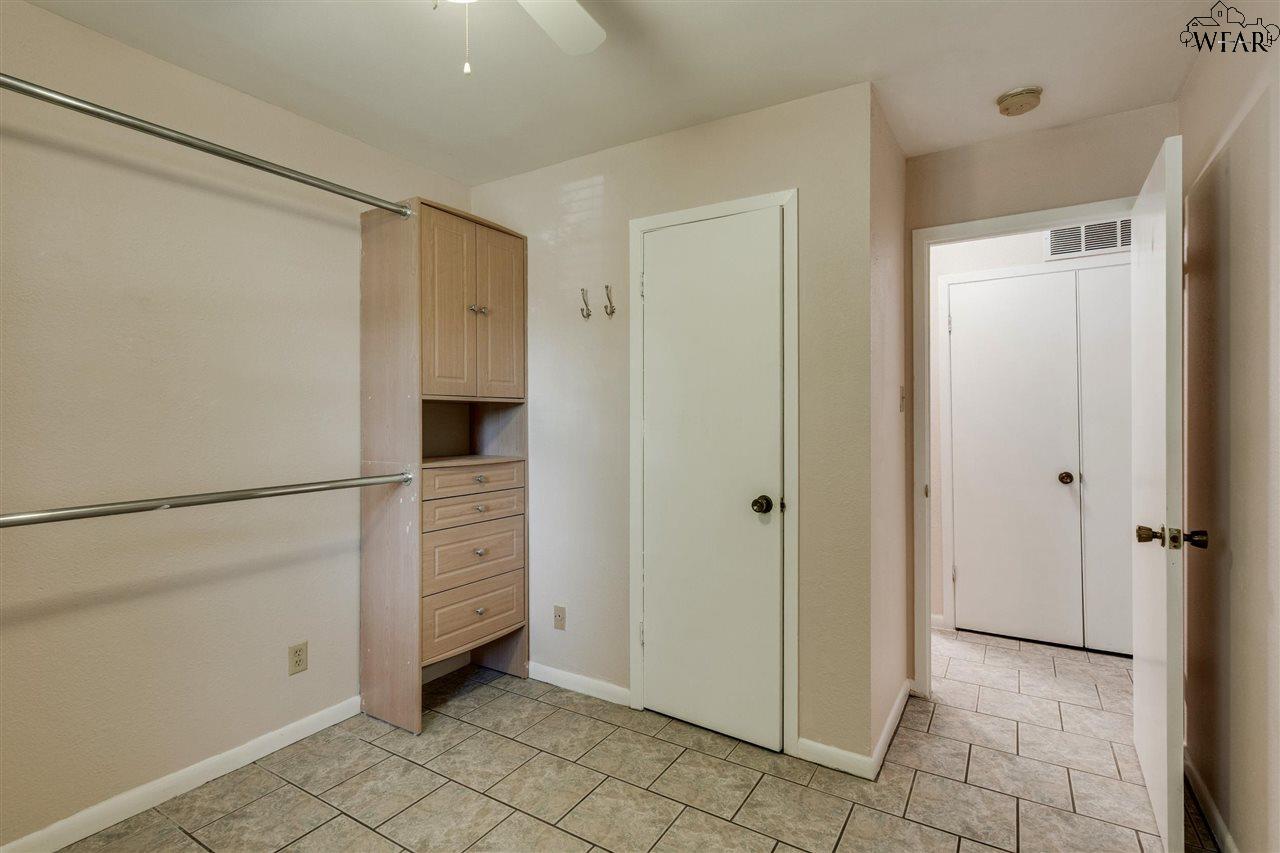 4120 Moffett Avenue, Wichita Falls, New York image 16