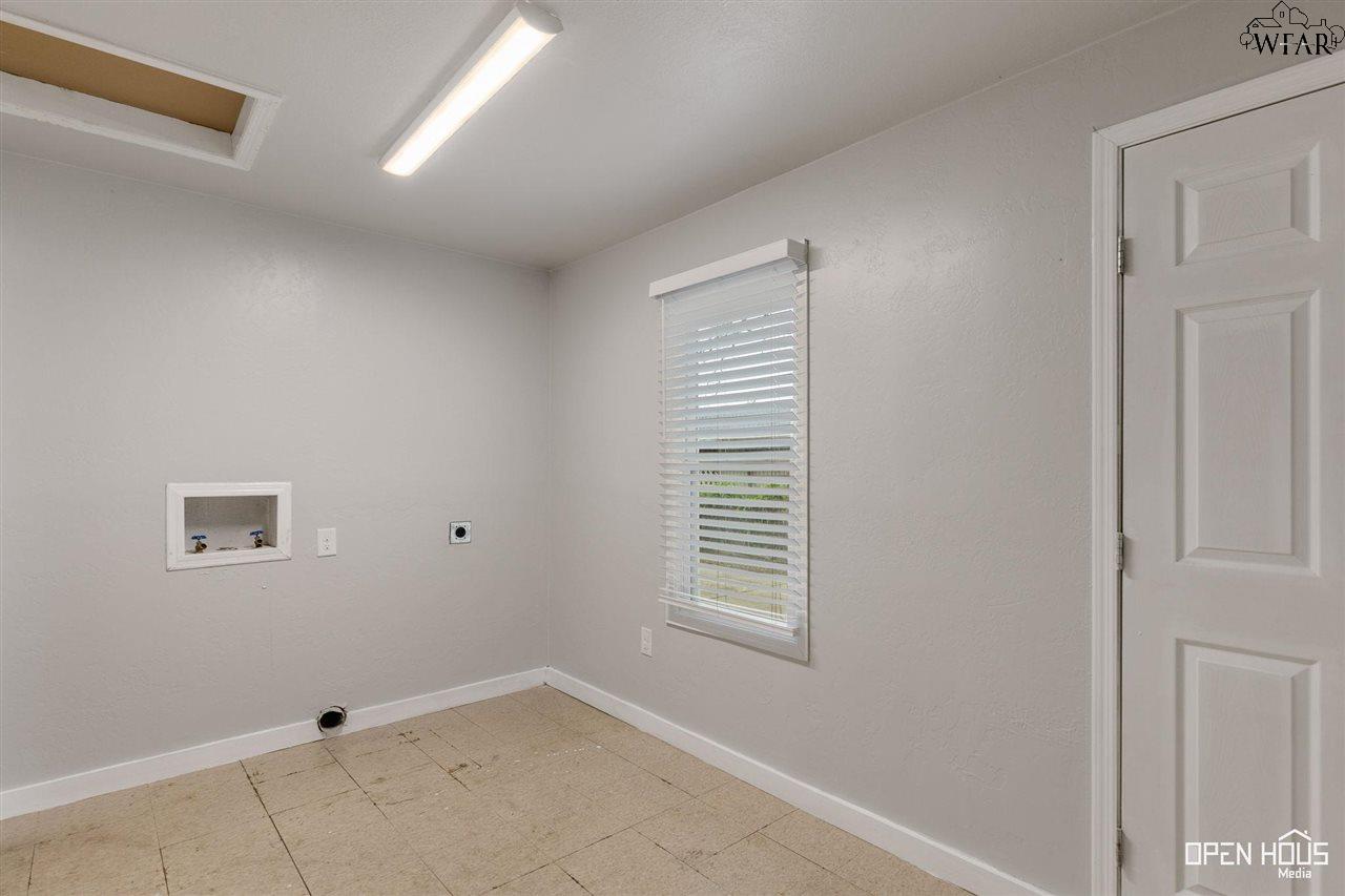 1218 32nd Street, Wichita Falls, Texas image 25