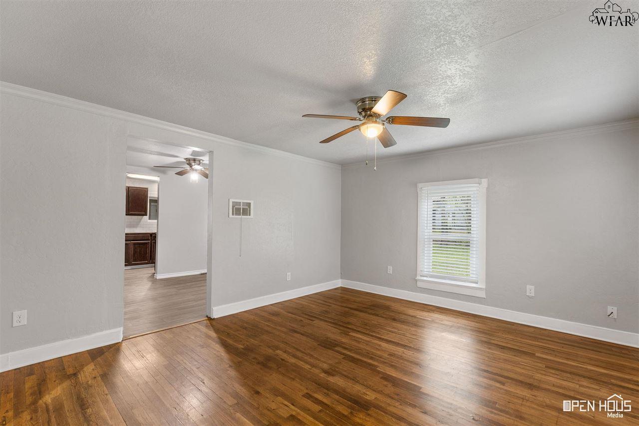 1218 32nd Street, Wichita Falls, Texas image 4