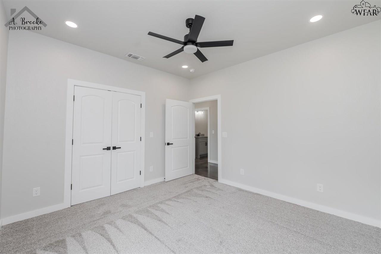 410 W Daisy Street, Iowa Park, Texas image 12