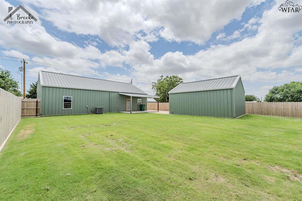 410 W Daisy Street, Iowa Park, Texas image 26