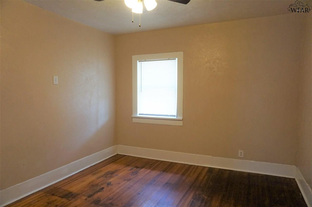 2017 Collins Avenue, Wichita Falls, Texas image 21