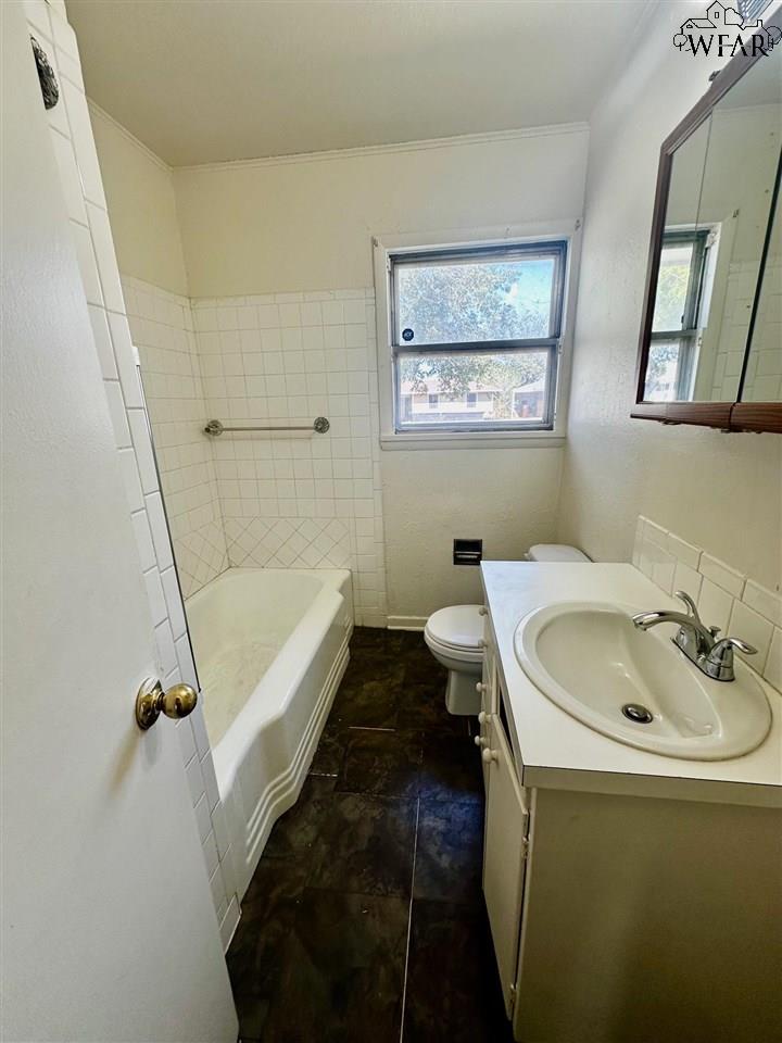 402 E Summit Street, Electra, Texas image 10