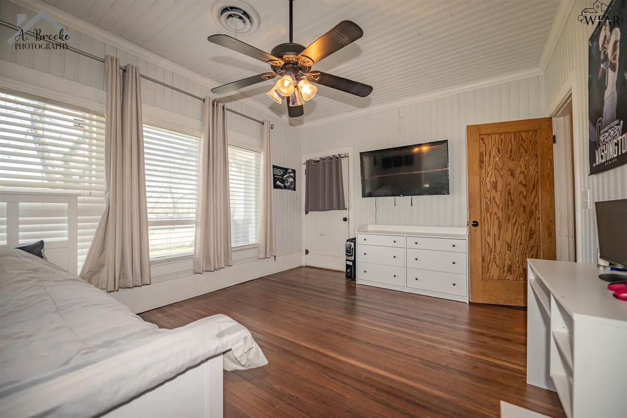 616 E Gilbert Street, Henrietta, Texas image 17