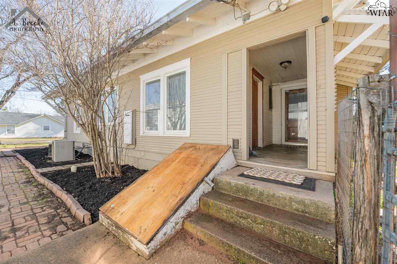 616 E Gilbert Street, Henrietta, Texas image 22