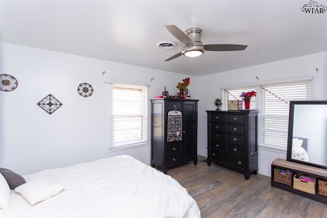 1029 Sunset Lane, Wichita Falls, Texas image 14
