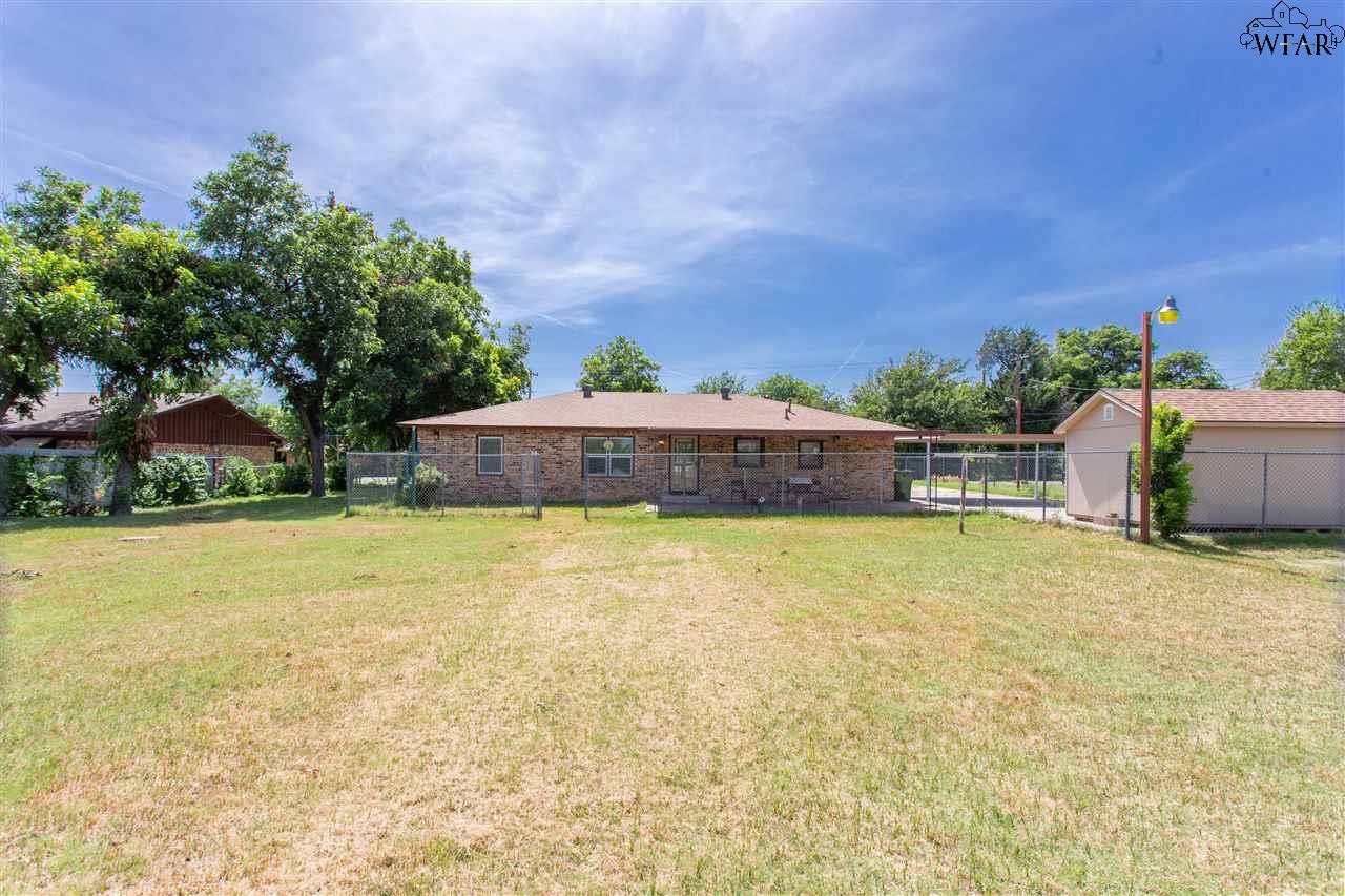 1029 Sunset Lane, Wichita Falls, Texas image 29