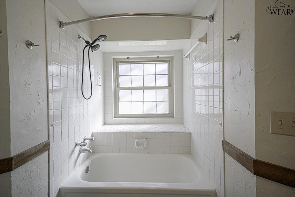 1223 Amherst Street, Burkburnett, Texas image 22