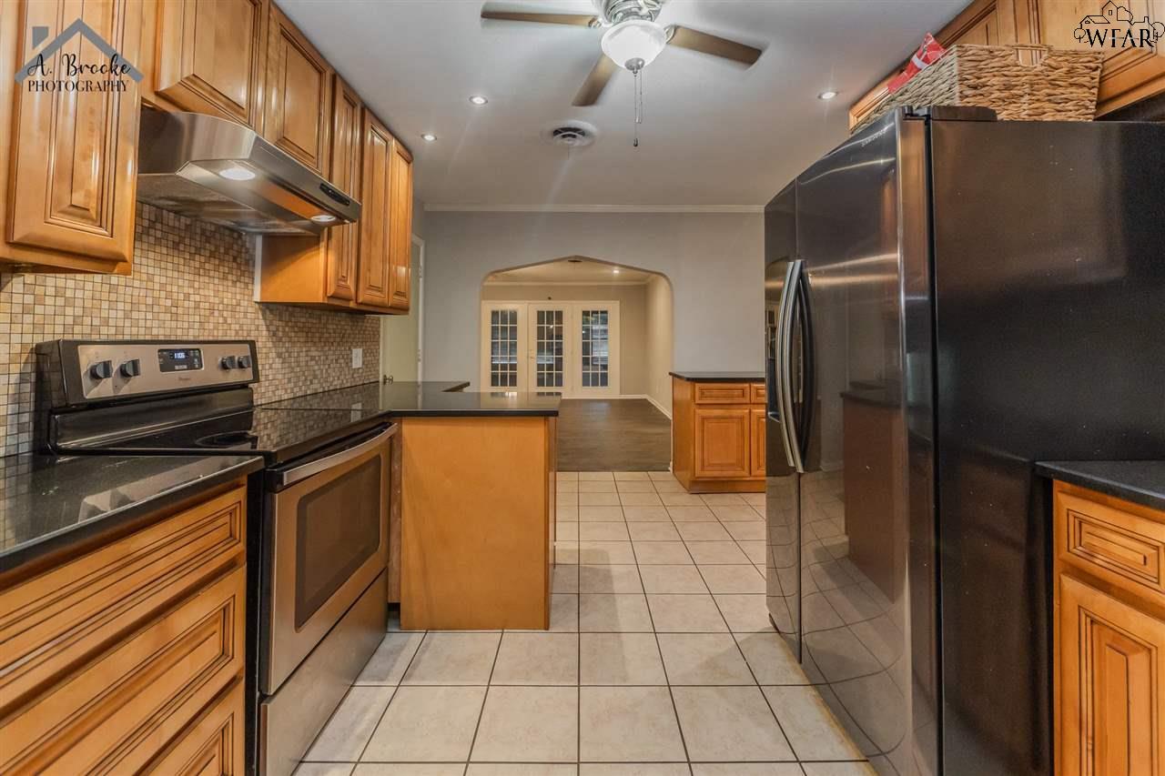 4617 Dennis Boulevard, Wichita Falls, Texas image 8