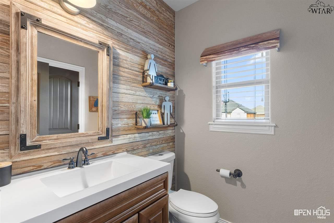 305 Driftwood Drive, Wichita Falls, Texas image 25