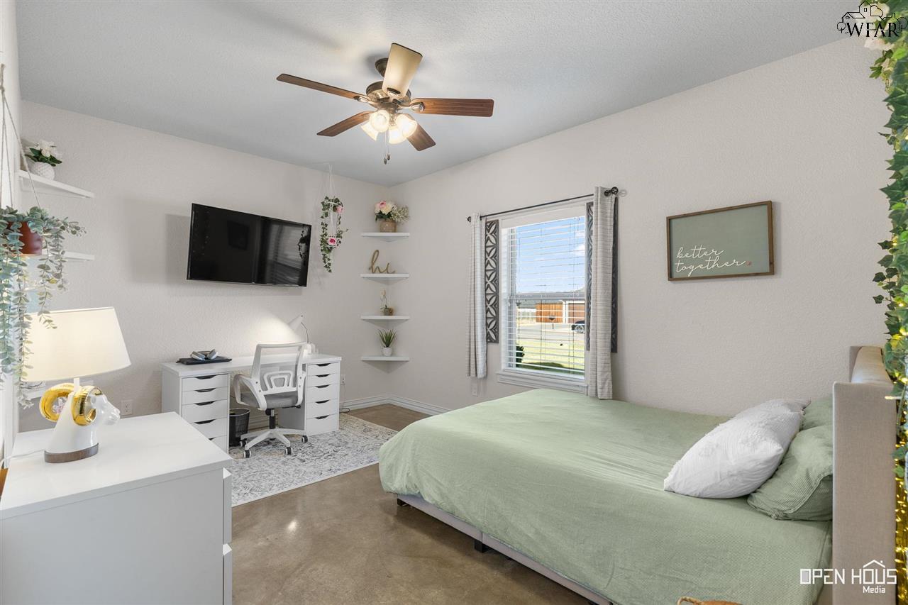 305 Driftwood Drive, Wichita Falls, Texas image 17