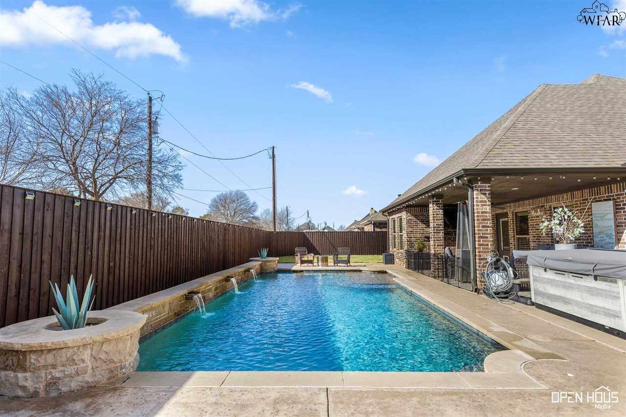 305 Driftwood Drive, Wichita Falls, Texas image 28