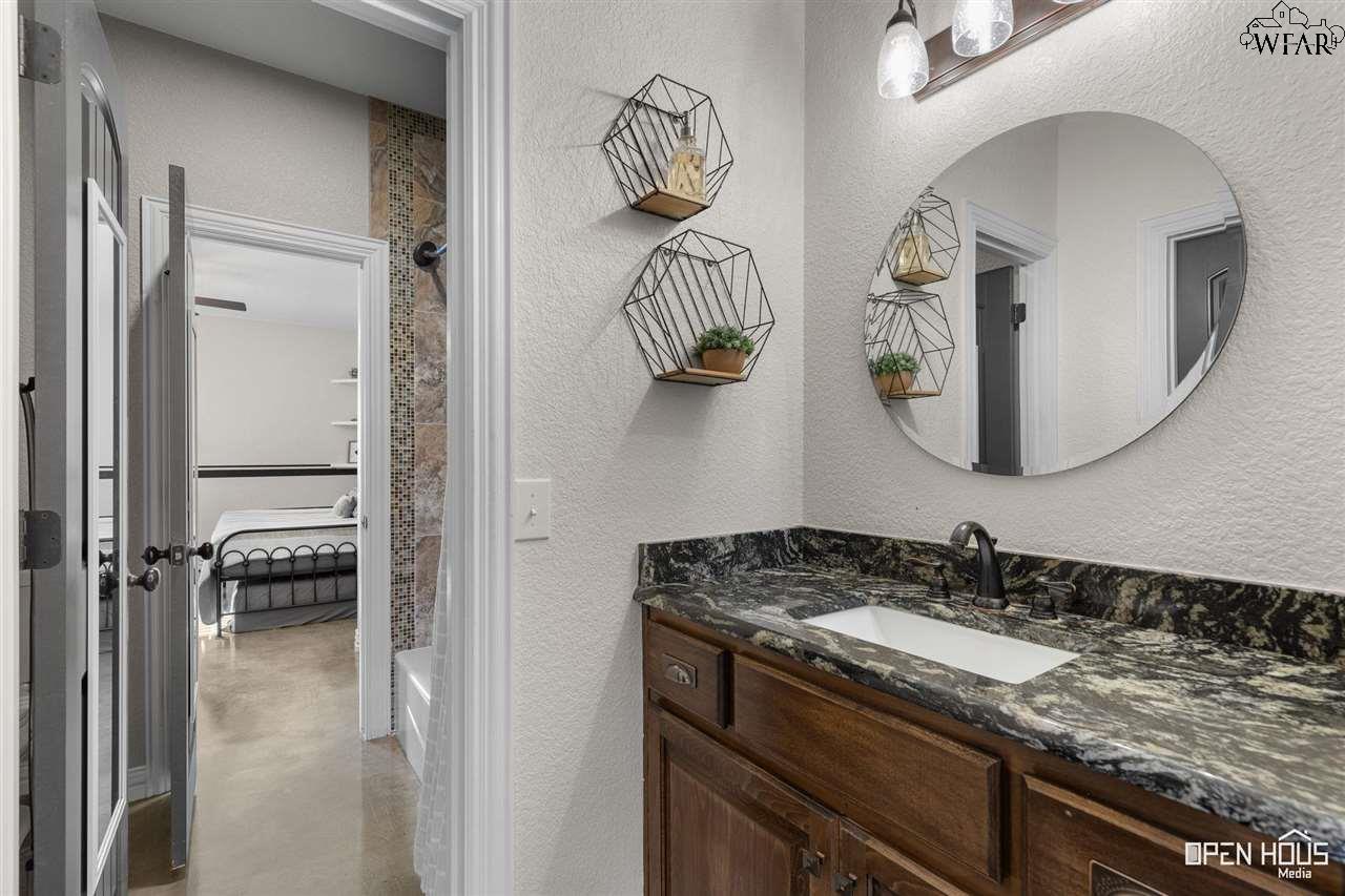 305 Driftwood Drive, Wichita Falls, Texas image 19