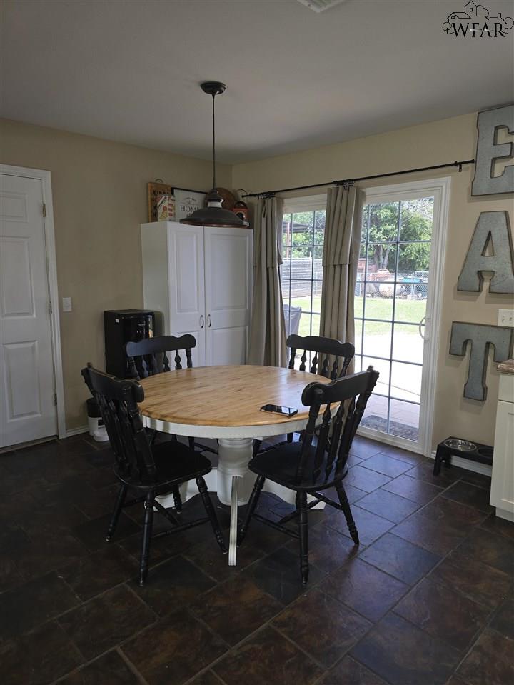 111 Linden Street, Burkburnett, Texas image 9