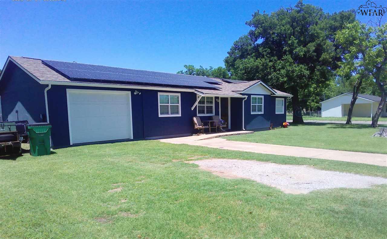 111 Linden Street, Burkburnett, Texas image 3