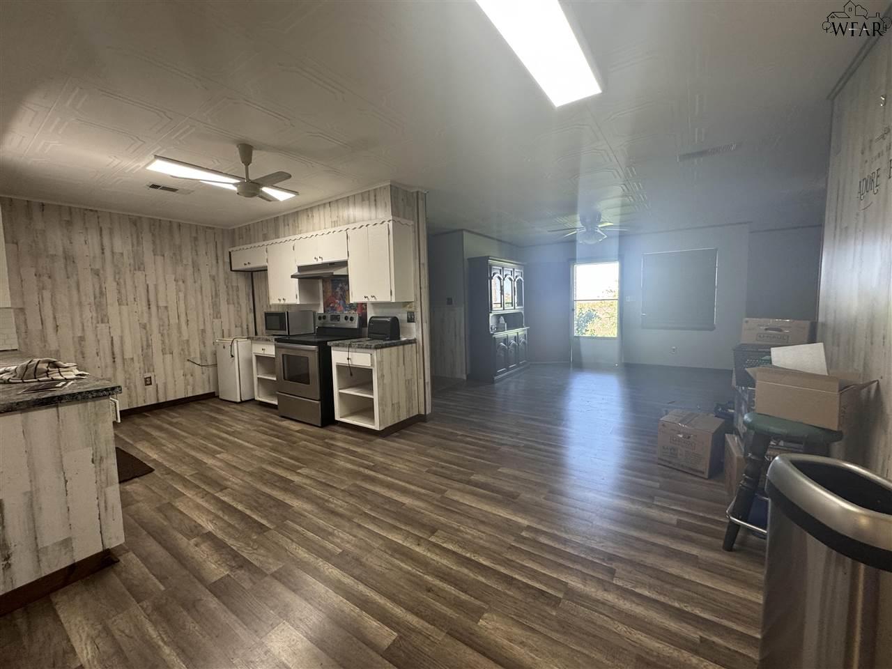 5536 State Highway 25, Electra, Texas image 7