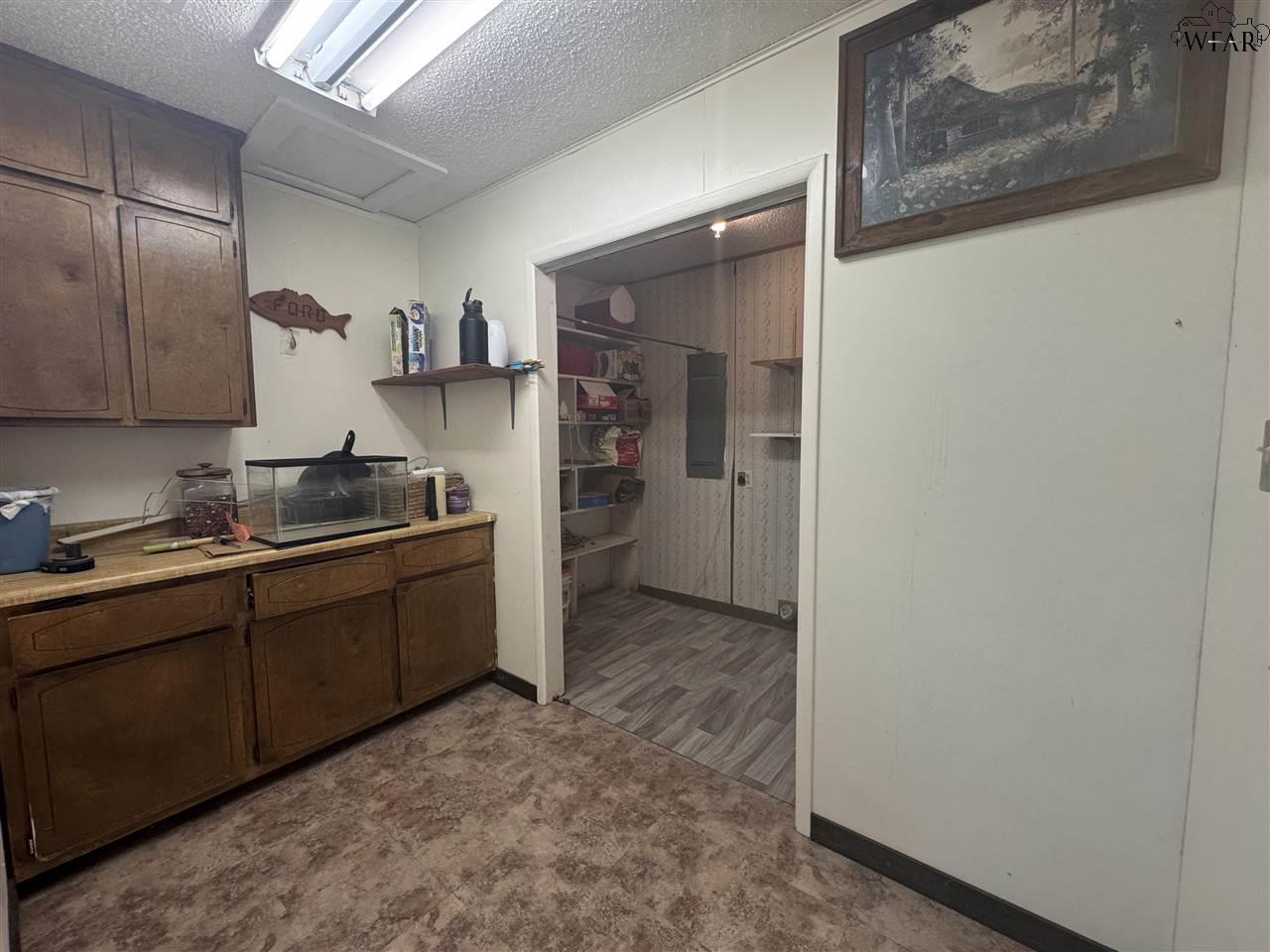 5536 State Highway 25, Electra, Texas image 11