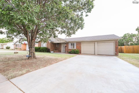 Homes For Sale - 1907 Margaret Drive<br/> Wichita County, Wichita Falls, TX 76306