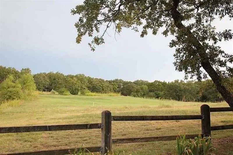 126 Country Club Drive, Nocona, Texas image 6