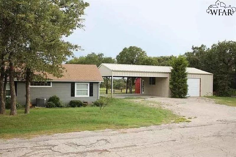 126 Country Club Drive, Nocona, Texas image 2