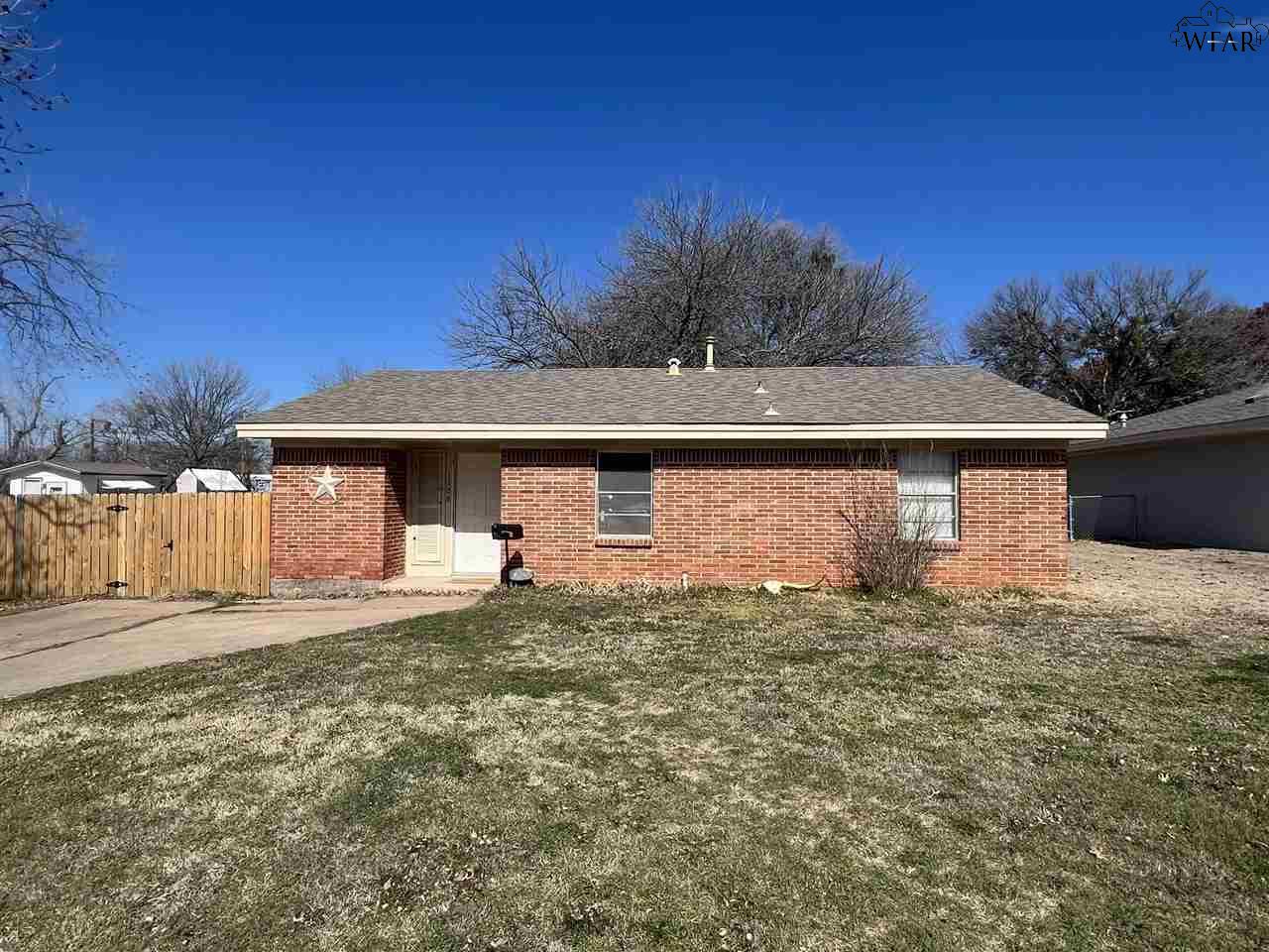 1108 E Wichita St, Henrietta, Texas image 1