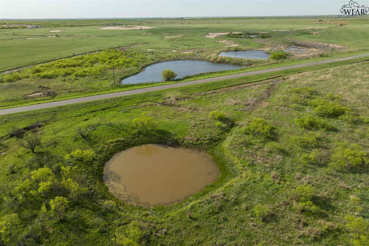 303 AC Fm 1739, Electra, Texas image 17
