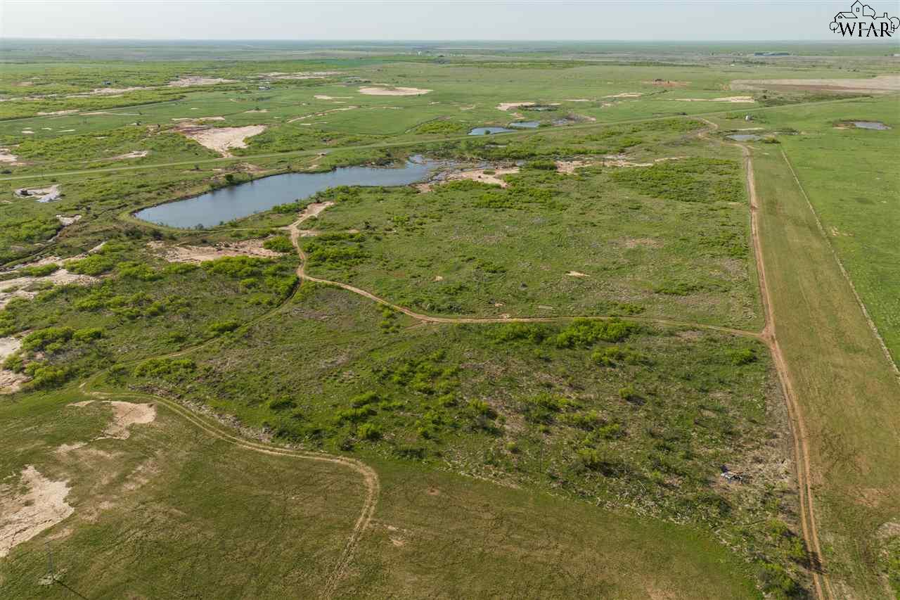 303 AC Fm 1739, Electra, Texas image 23
