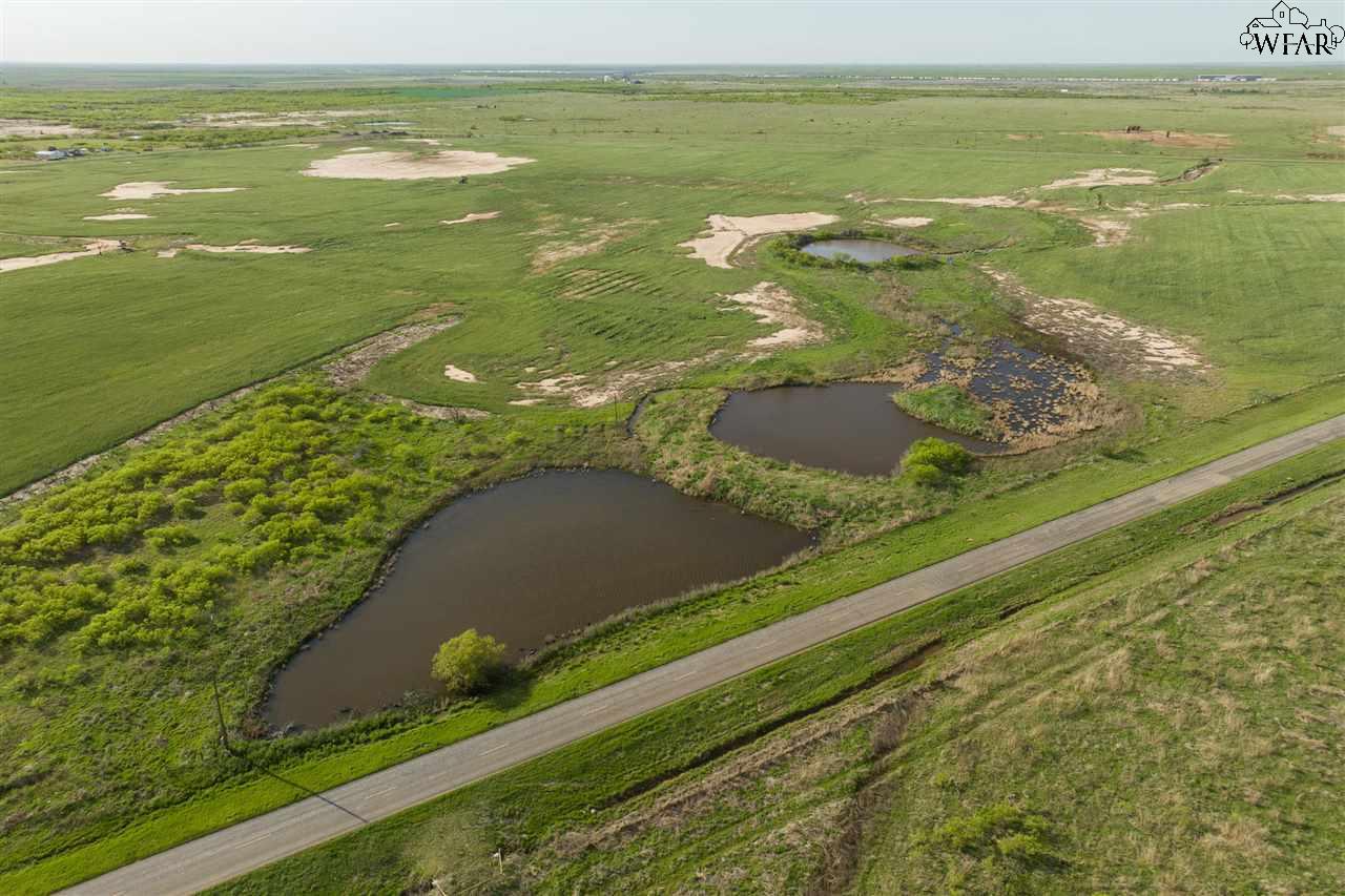 303 AC Fm 1739, Electra, Texas image 11