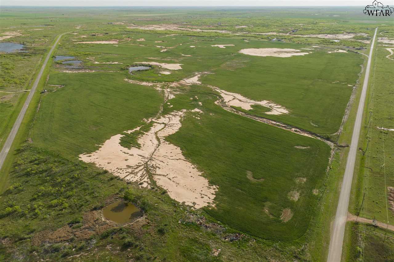 303 AC Fm 1739, Electra, Texas image 2