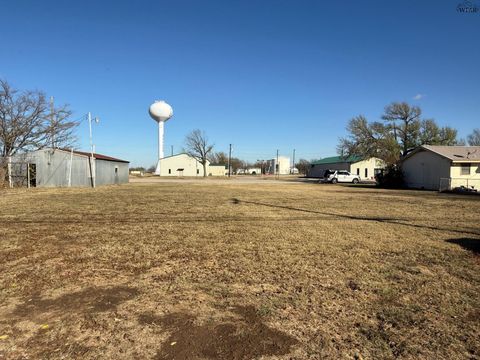 Homes For Sale - 102 S Main Street #104 S MAIN<br/> Holliday, TX 76366