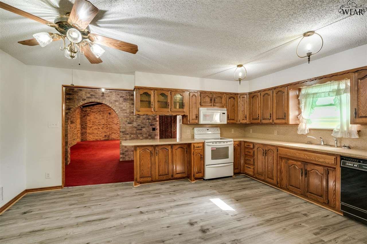 473 Wellington Lane, Wichita Falls, Texas image 12