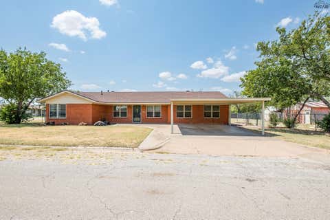 Homes For Sale - 301 N Pecan Rd<br/> Archer County, Holliday, TX 76366