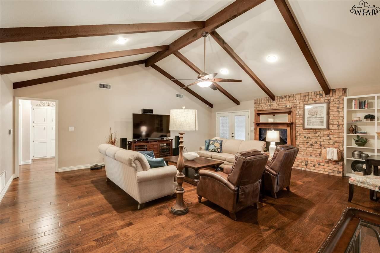 2421 Bryan Glen Street, Wichita Falls, Texas image 5