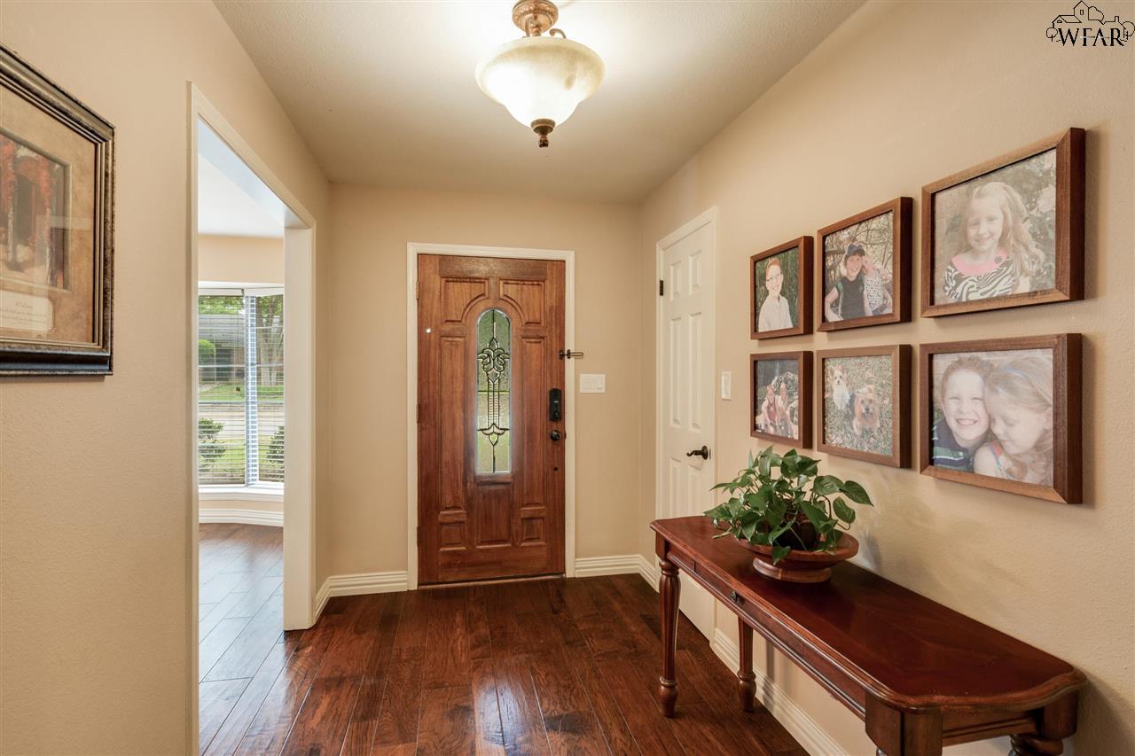 2421 Bryan Glen Street, Wichita Falls, Texas image 3
