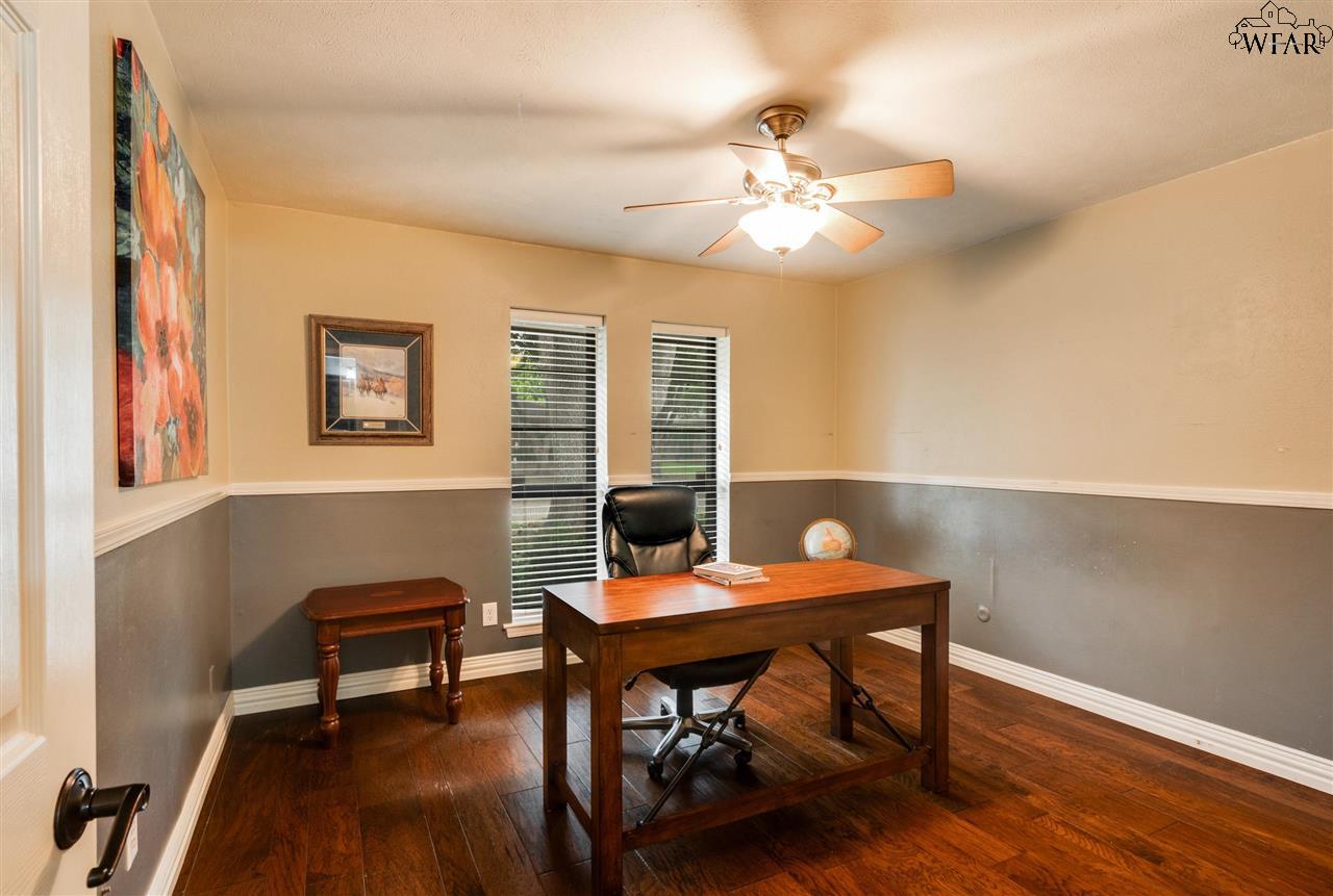 2421 Bryan Glen Street, Wichita Falls, Texas image 18