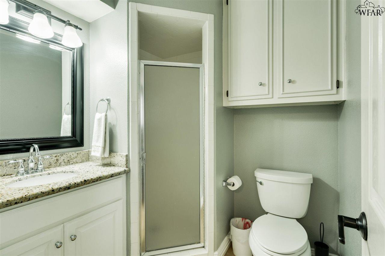 2421 Bryan Glen Street, Wichita Falls, Texas image 23