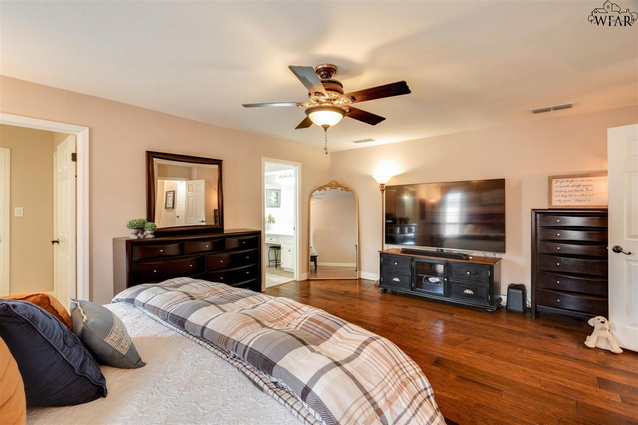 2421 Bryan Glen Street, Wichita Falls, Texas image 13