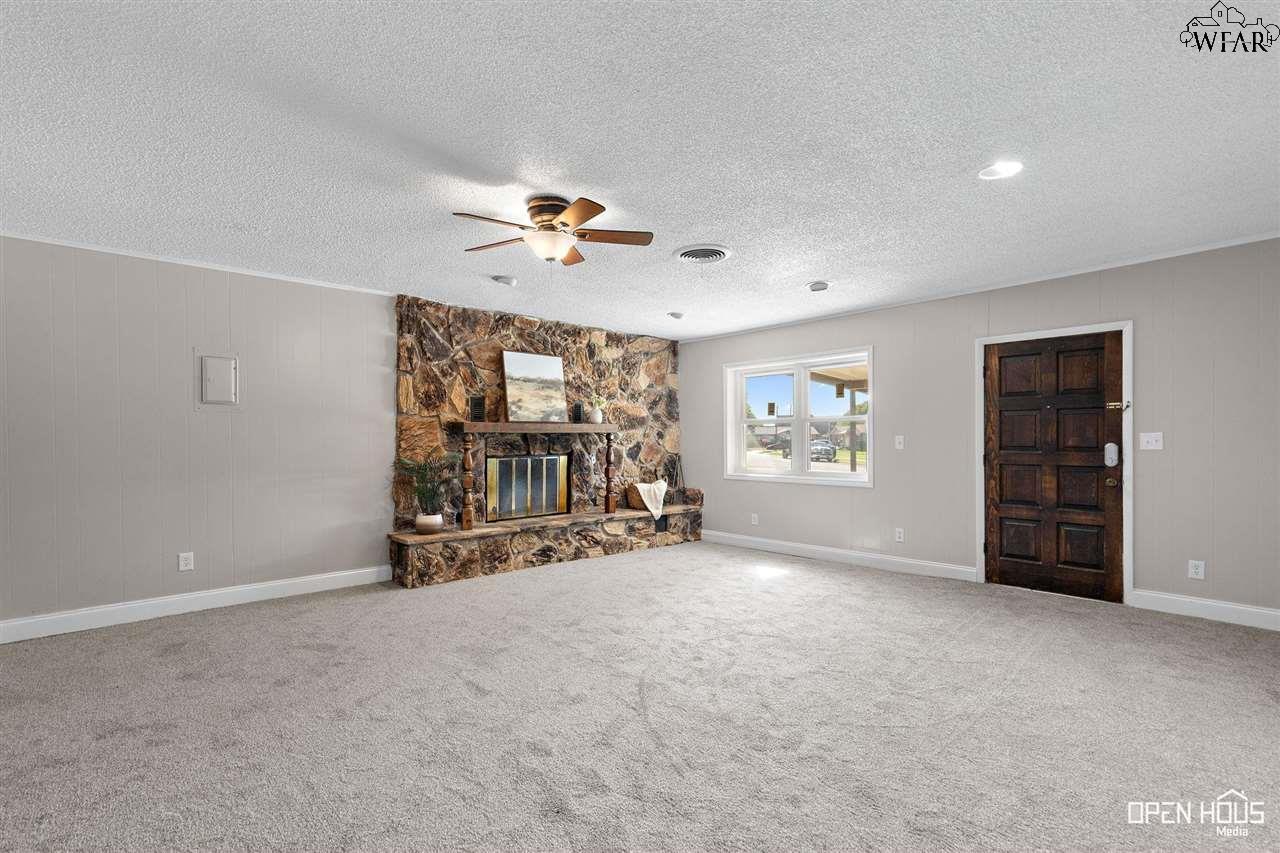 4635 Cascades Drive, Wichita Falls, Texas image 3