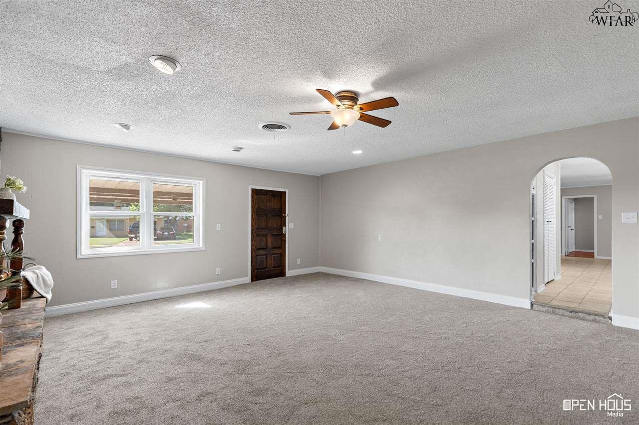 4635 Cascades Drive, Wichita Falls, Texas image 4
