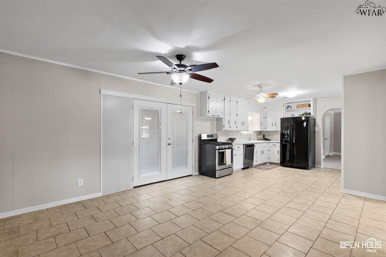 4635 Cascades Drive, Wichita Falls, Texas image 13