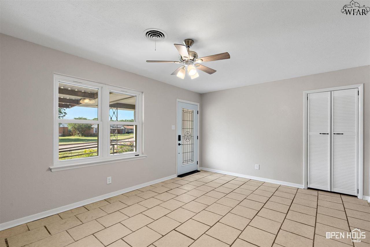 4635 Cascades Drive, Wichita Falls, Texas image 10