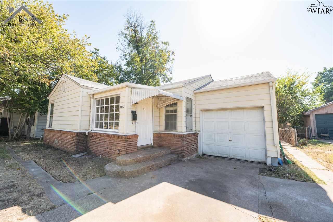 1807 Collins Avenue, Wichita Falls, Texas image 2